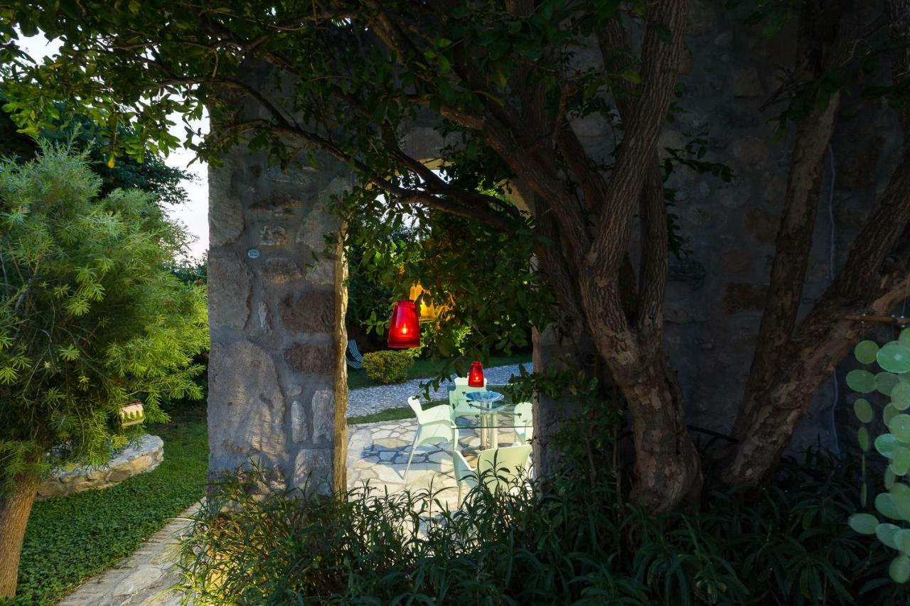 Muazzo Creta Stone House, Nature Escape With Pool, By Thinkvilla Pigi  Ngoại thất bức ảnh