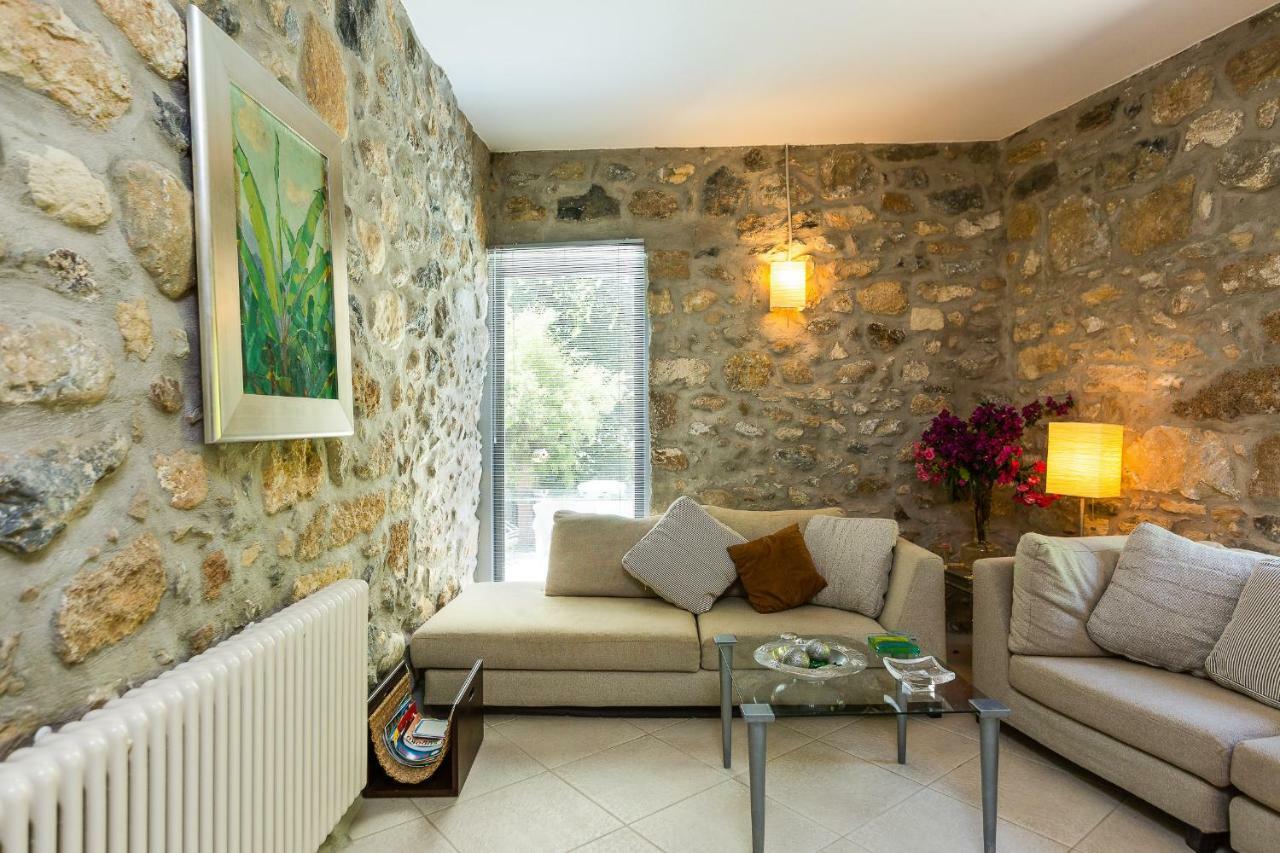 Muazzo Creta Stone House, Nature Escape With Pool, By Thinkvilla Pigi  Ngoại thất bức ảnh