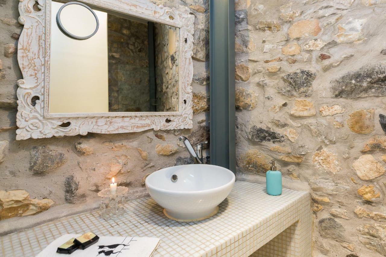 Muazzo Creta Stone House, Nature Escape With Pool, By Thinkvilla Pigi  Ngoại thất bức ảnh